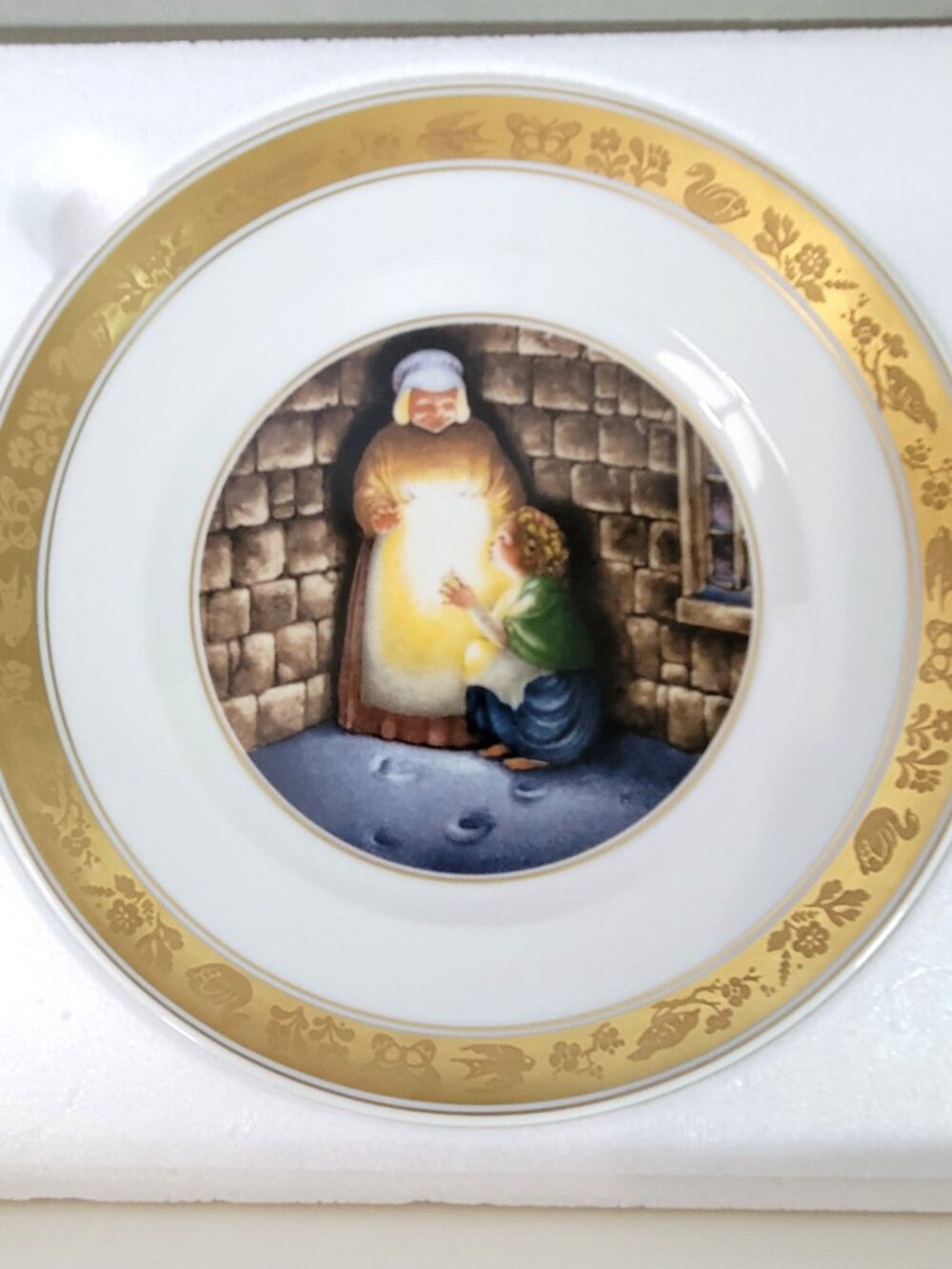 1975 Royal Copenhagen The Little Match Girl Plate Pauline Ellison HCA Boxed
